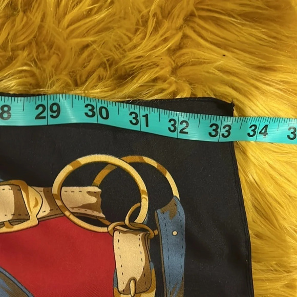 Vintage style panther print scarf - Picture 6 of 11